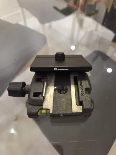 Adaptador Com Placa Top Lock Quick Release Manfrotto Msq6 Q6 (Usado)