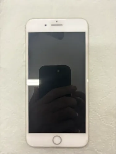 iPhone 8 Plus 64 GB Prata 