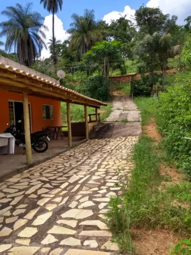 Sitio com piscina em Jaboticatubas com terreno de 1.200 m²