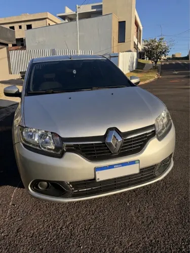 Renault Logan Expression Hi-flex 1.6 8V 4P 2015