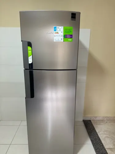 L Geladeira Frost free 377 litros 