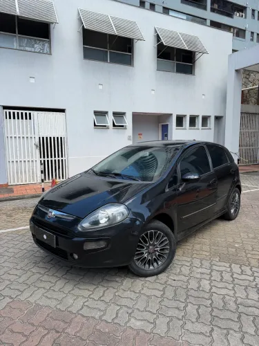 Fiat Punto Sporting 1.8 Flex 8v/16v 5P 2013