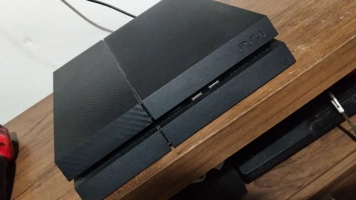 PLAYSTATION 4 FAT