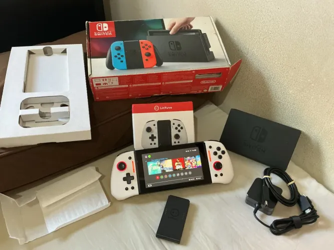 Nintendo Switch dsblq impecável ( aceita trocas )