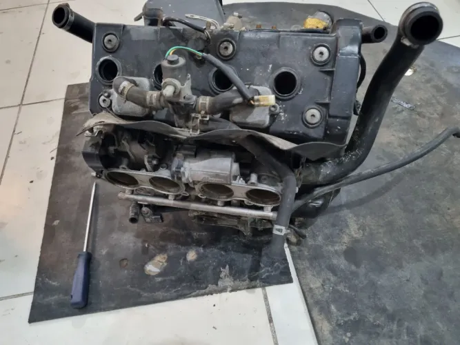 MOTOR DE R1 2007 PEÇAS 