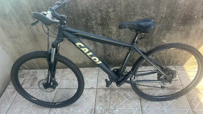 Vende se bicicleta