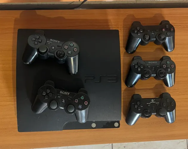 Ps3 desbloqueado 1TB e controle 