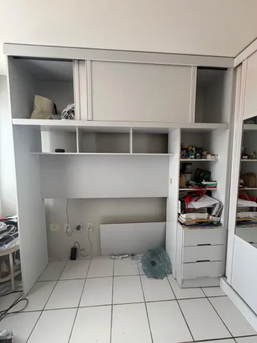 GUARDA ROUPA DE CASAL