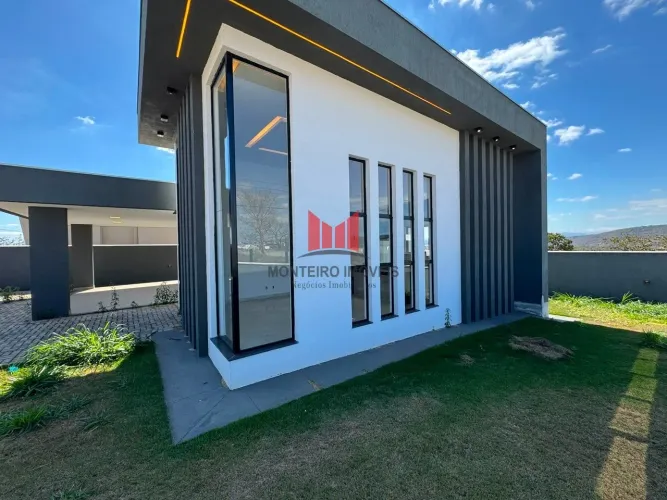 Incrível Casa Moderna em Condomínio para Venda localizada no Residencial Parque dos Buriti