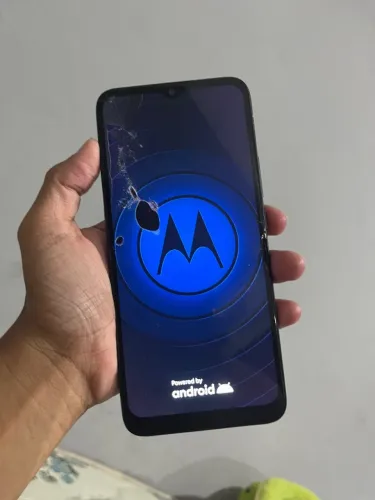 Telefone moto E7