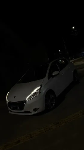 Peugeot 208 Griffe 1.6 Flex 16V 5P Mec. 2015