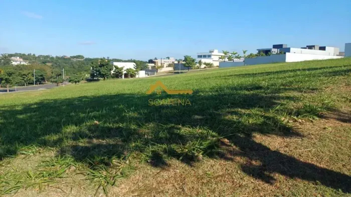 Terreno à venda no Condomínio Saint Patrick em Sorocaba com 1.060,88m²