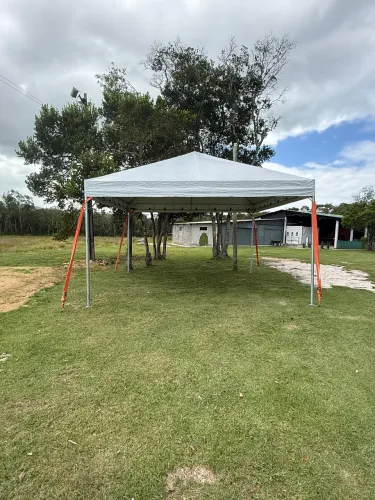 Tenda 5x5 branca nova 