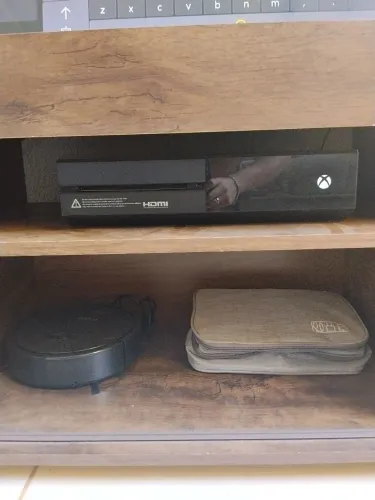 Xbox One Fat + 2 Controles + Headset + Base de Carregamento (Completo!)