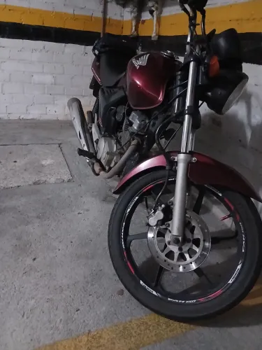 Honda fan 150 cilindrada 2011 - 2° dono