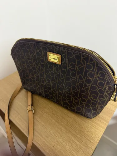 Bolsa Calvin Klein Original Marrom Monograma