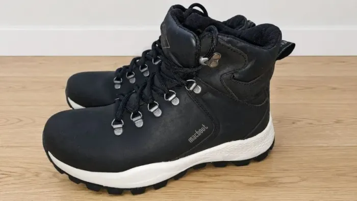 bota macboot preta 35
