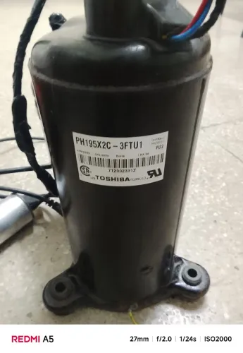 Vendo ese compresor de ar comdisionada 12.000btu fusionando 100%