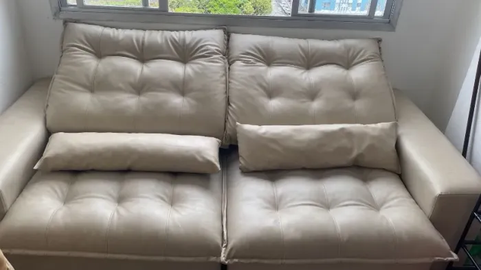 Sofá grande 4 lugares