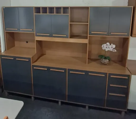 Armário de Cozinha 13 Portas 02 Gavetas 2.53M. Produto Novo Direto da Fábrica!!!