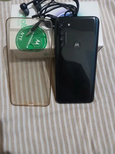 Moto G8 power 