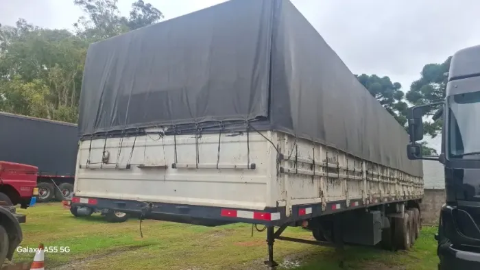 CARRETA GRANELEIRA SEMI REBOQUE  SR/NOMA 3E27CG