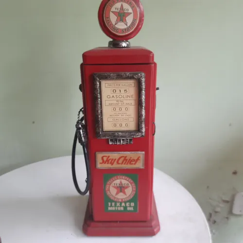 Decoração Bomba de gasolina retrô
