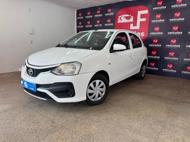 Toyota Etios X 1.3 Flex 16V 5P Mec. 2018