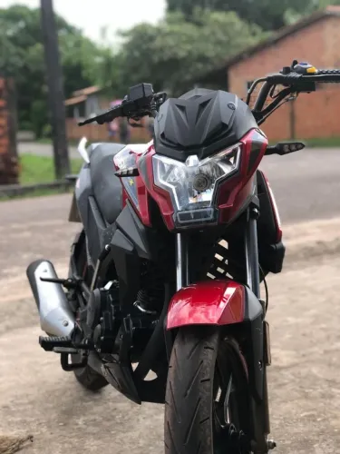 Vendo uma moto