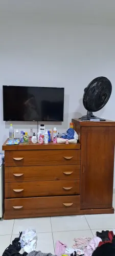 Guarda roupa MADEIRA MACIÇA +COMODA