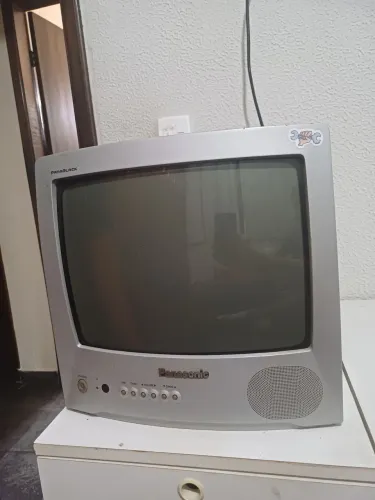 TV de tubo 14' Panasonic 