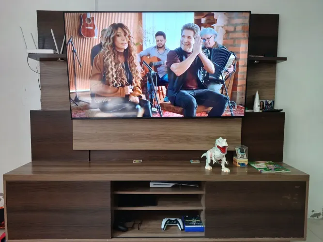 Estante com painel para TV, Rack