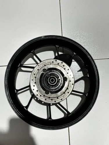 Roda traseira fazer 250 ...ano 2019 em diante 