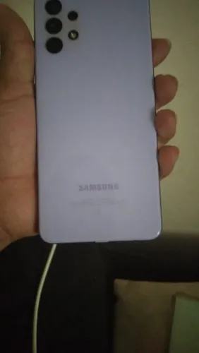 Vendo 2 celulares um A 32 um moto E6i