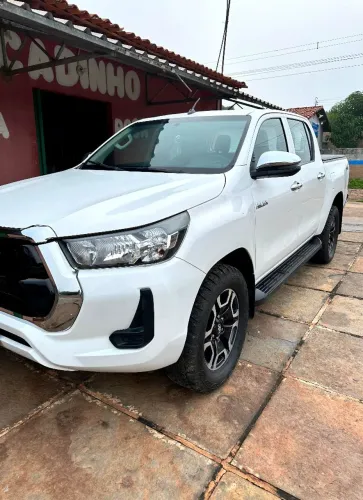 Toyota Hilux CD 4X4 2.8 Diesel Mec. 2021