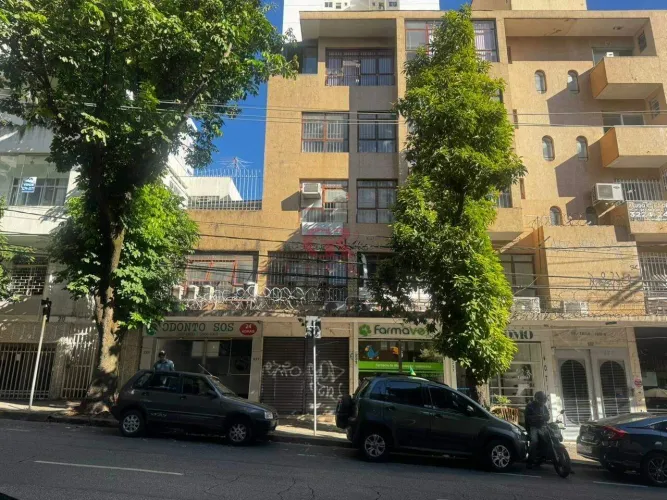 Loja Comercial à venda em Funcionários
