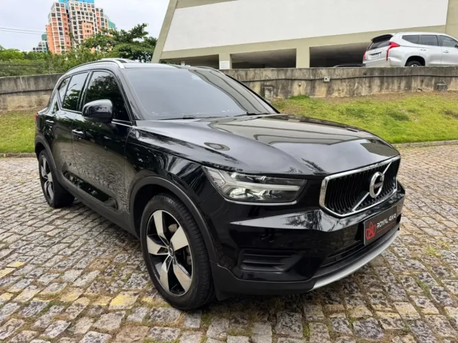 Volvo XC40 XC 40 T-4 Momentum 2.0 190cv FWD 2020