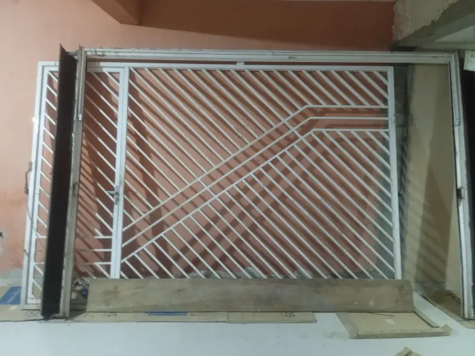 Vendo se portão automático 4 m por 2.50
