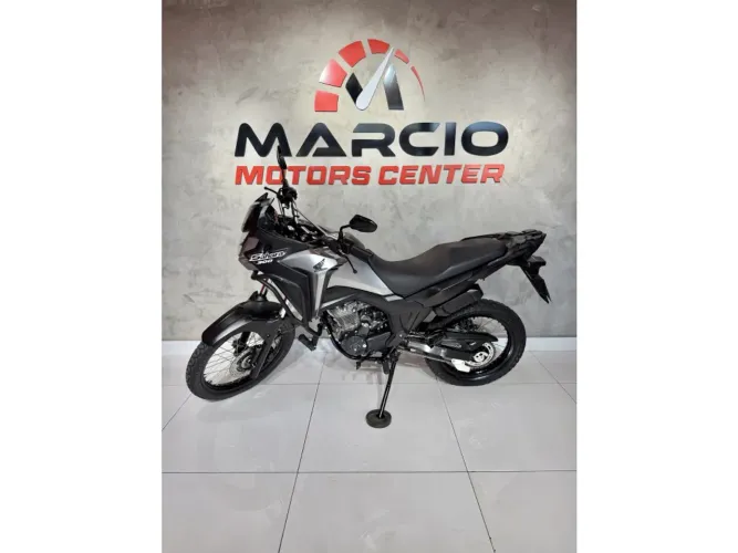 Honda Xre 300 sahara 2024