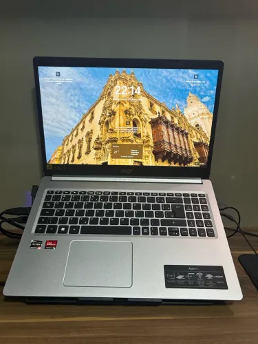 NOTEBOOK ACER ASPIRE 5/ 24GB RAM/VEGA 8/SSD 256GB