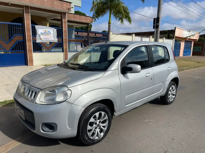 Fiat Uno Vivace/rua 1.0 EVO Fire Flex 8V 5P 2013