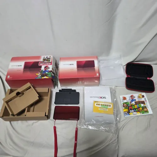Nintendo 3ds novo na caixa com Super Mario 3d land