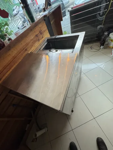Freezer inox com rodinhas