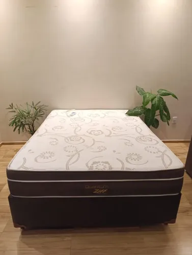 Cama box casal com massagem (entrega grátis)