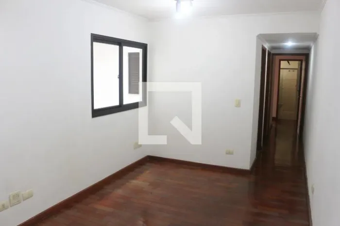 Apartamento à Venda - Santa Maria, 2 Quartos, 75 m2