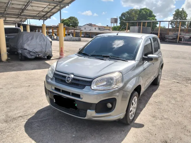 Fiat Uno Attractive 1.0 Flex 6V 5P 2017