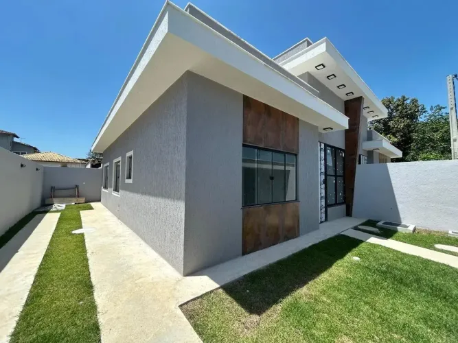 Linda casa independente próximo da praia do Bosque e condomínio Viverde,no bairro Extensão