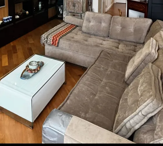 Sofá com Chaise
