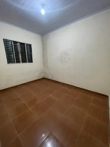 VENDO CASA COM LOTE DE 200M² NA QUADRA 17 LOCALIZADO NO GAMA ACEITA FINANCIAMENTO E FGTS