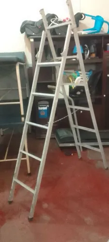 Escada 4 metro de Ferro